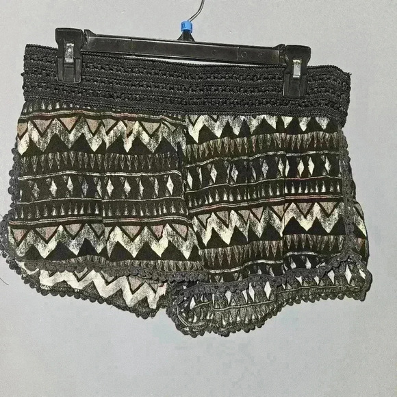 No Boundaries Pants - No Boundaries Juniors Shorts Size L (11-13)